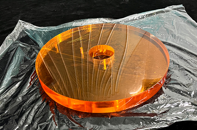 ��ɫ͸����������